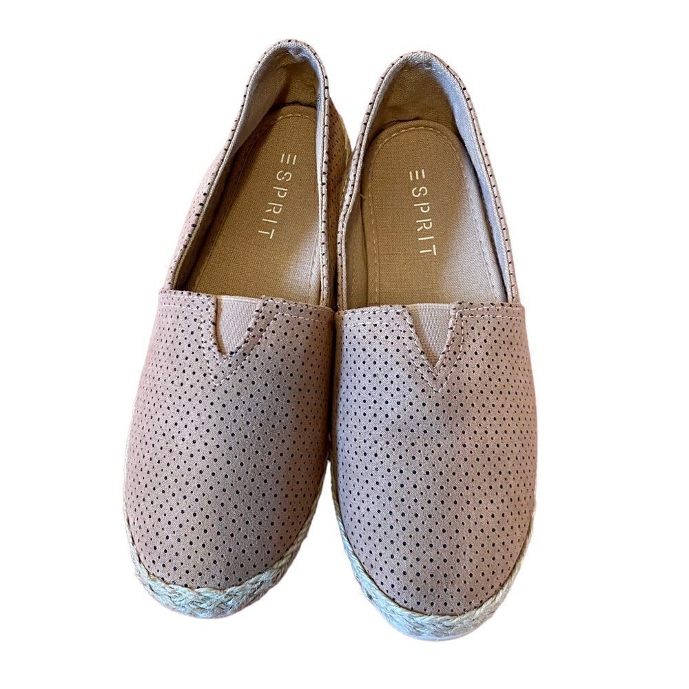 Espirit Espadrilles in Dusty Pink Size 8.